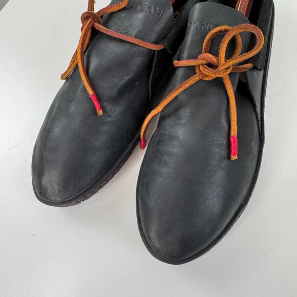 Manitobah Modern Moccasin Shoes Womens US 10 Black Grain Leather Flat 4120006 - Picture 4 of 8